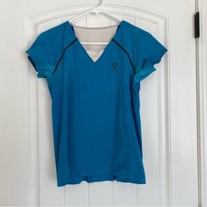 On Running Women's Blue Performance-T Short Sleeve Shirt Size Small